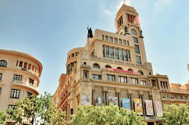 Madrid: Private Highlights Walking Tour with Rooftop Stop - The Overall Experience: Value & Practicalities