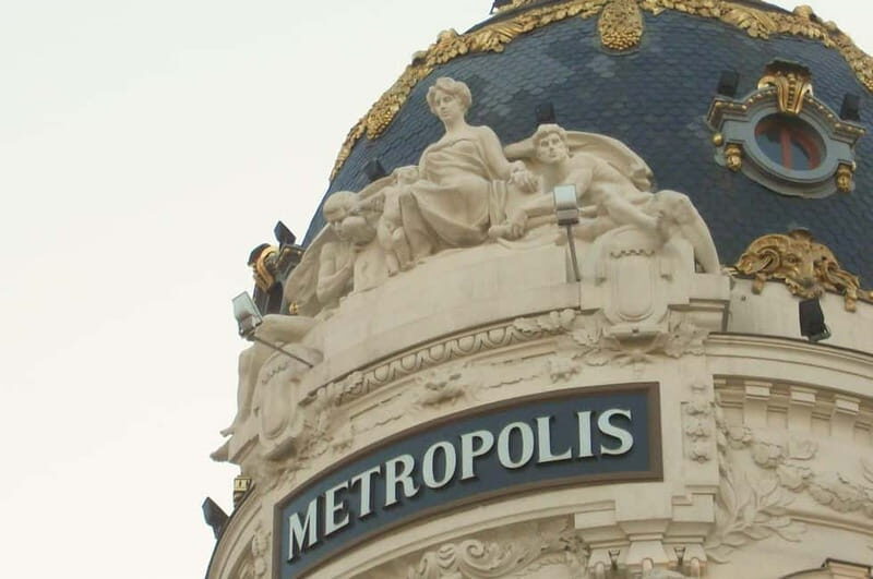 Madrid: Private Highlights Walking Tour with Rooftop Stop - Additional Tips