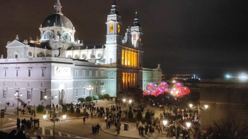 Madrid: Private Walking tour 2,5 hours or 5 hours - Practical Details & Value