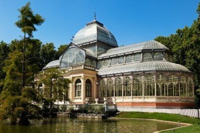 Madrid Retiro Park and Literary Quarter by Bike - Starting Point: Wonder Tours Office