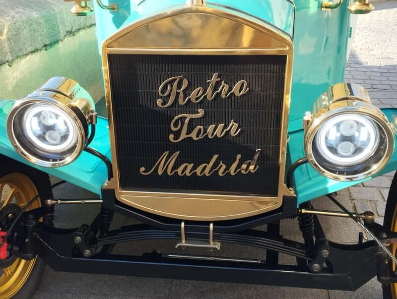 Madrid Retro Tour Madrid- 30 min - The Experience: What You’ll See and Feel