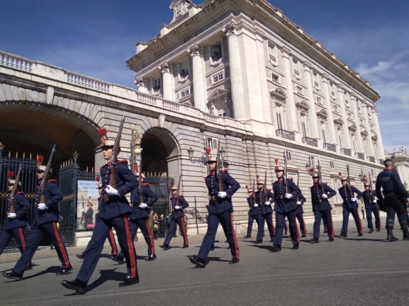 Madrid Royal Palace & Prado Museum + hotel pick-up & tickets - Key Points