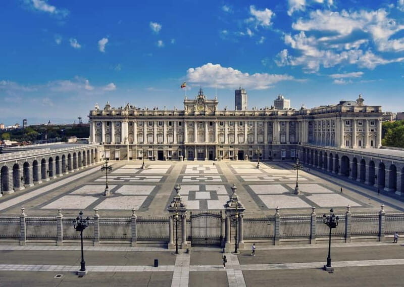 Madrid: Royal Palace Small Group Guided Tour & Wine Tasting - Final Thoughts