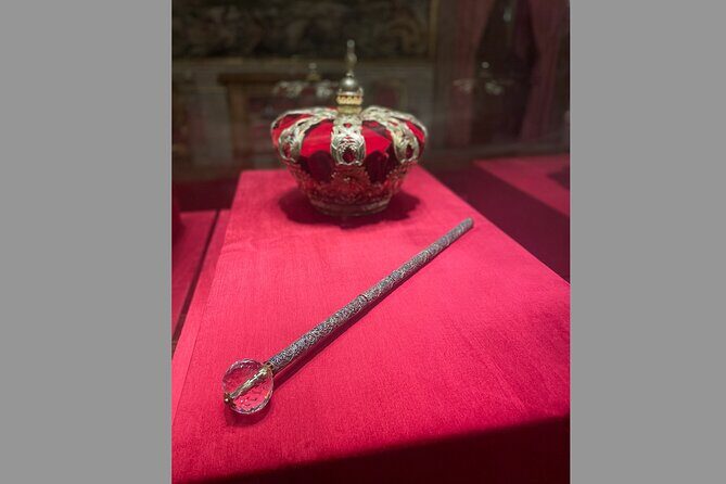Madrid Royal Palace Tour - Semi private - The Rich Decor and Art