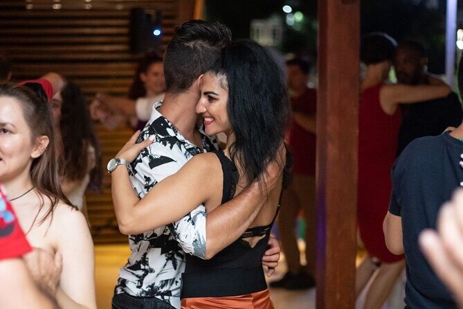 Madrid Salsa Lovers Dance Experience - FAQs
