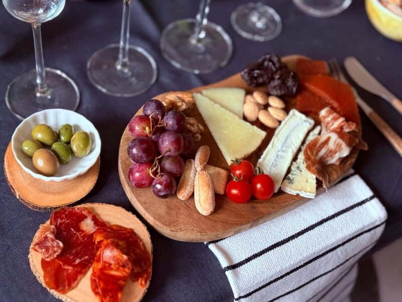 Madrid: Wines & Wonders - A Tasting in a Private Gallery - An In-Depth Look at Madrid’s Wines & Wonders Experience