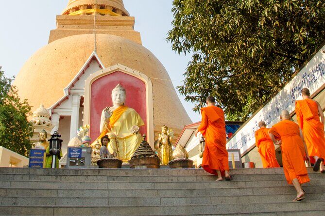 Maeklong Railway and Floating Markets with Great Pagoda Temple - A Deep Dive into the Tour Experience