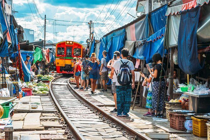 Maeklong Railway & Floating Market Tour (Private & All-Inclusive) - Authentic Experiences & Local Insights