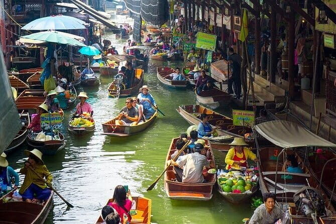 Maeklong Railway Market & Damnoen Saduak Market Paddle Boat Tour - An In-Depth Review of the Maeklong Railway Market & Damnoen Saduak Paddle Boat Tour