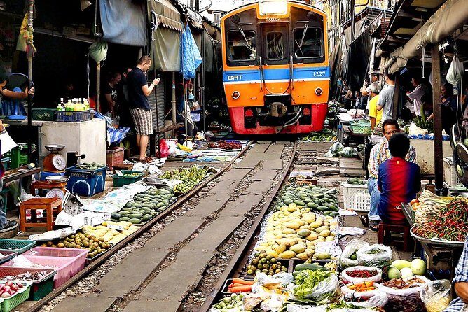 Maeklong Train Market & Damnoensaduak Floating Market Tour - A Closer Look at the Market Adventures