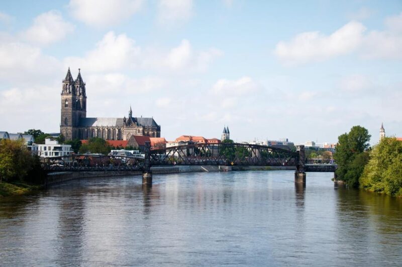 Magdeburg: Express Walk with a Local - FAQs