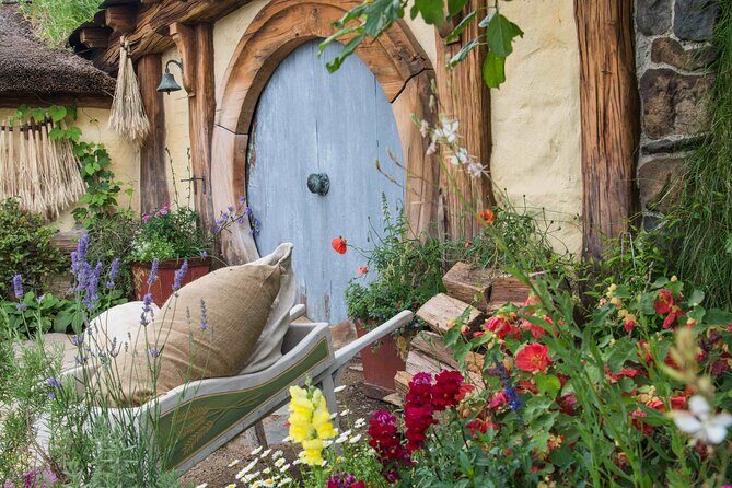 Magical Hobbiton: Small-Group Guided Tour from Auckland - Practical Considerations