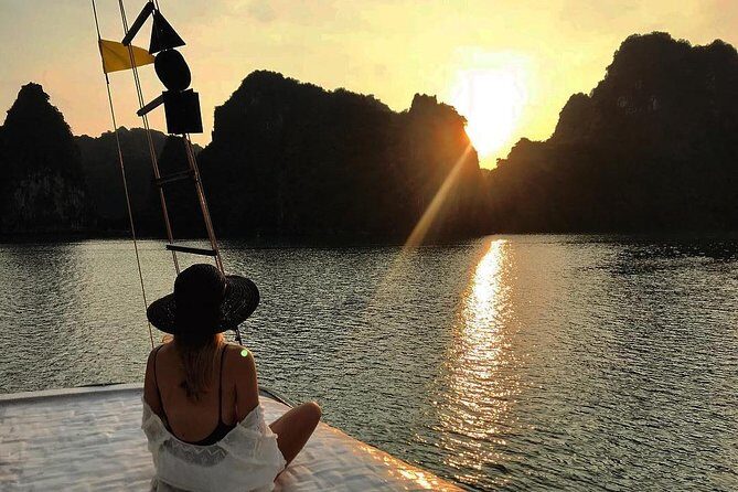 Magical Sunset and Evening with glowing plankton by Cat Ba Local - FAQs