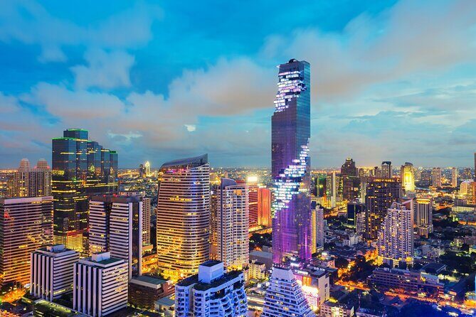 Mahanakhon Building Skywalk - Free Upgrade to Rooftop - What Makes the Mahanakhon Skywalk Stand Out?