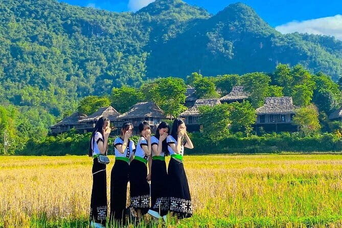 Mai Chau 2 Days Classic Group Tour - Who is This Tour Best Suited For?