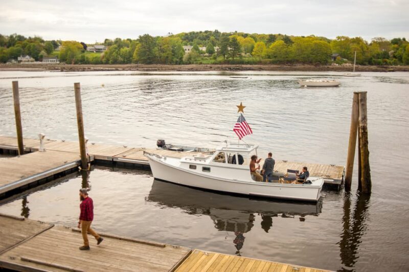 Maine: Belfast Incredible Sunset Cruise with Lobster - An Authentic Maine Lobster Adventure