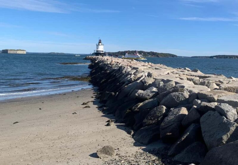 Maine Coastal Lighthouse:Two-hour bicycle tour - Key Points