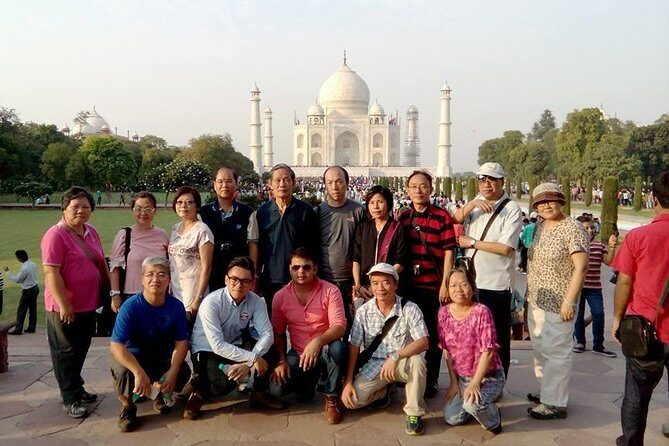 Majestic Taj Mahal day tour from Delhi - Key Points