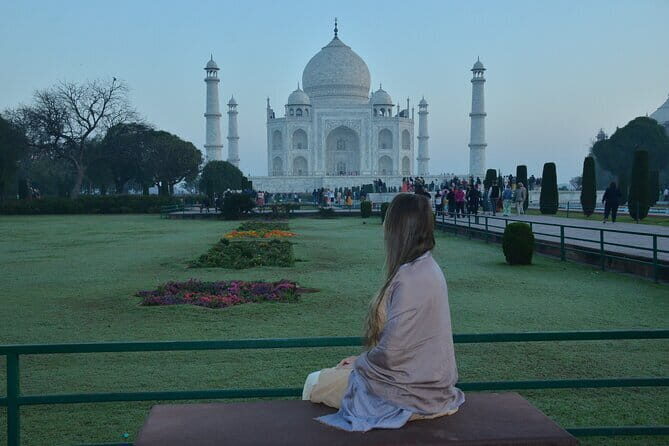 Majestic Tour To Taj Mahal - Key Points