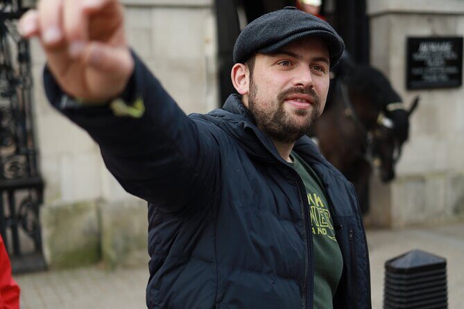 Majesty in Motion Exploring Westminster's Royal Legacy - An In-Depth Look at the Tour