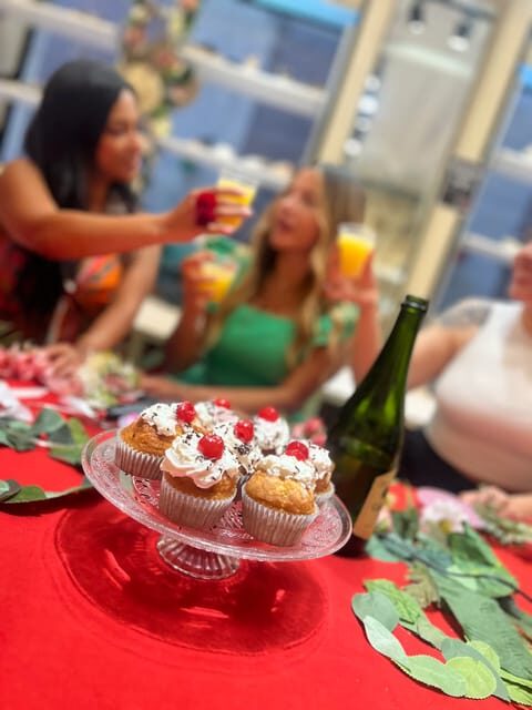 Make a traditional "tocado" sevillano - Final Words