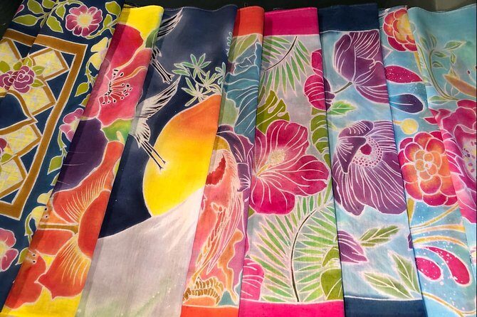 Make and Paint a Malaysian Batik Scarf in Aventura, Florida - Who Should Book This Experience?