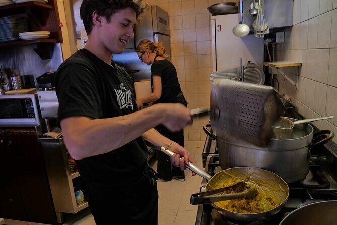 Make Pasta Carbonara from Scratch in a Jazz Club in Venice - Frequently Asked Questions