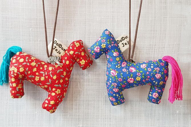 Making Jeju Pony Doll at Peaceful Seaside cafe - The Experience in Detail