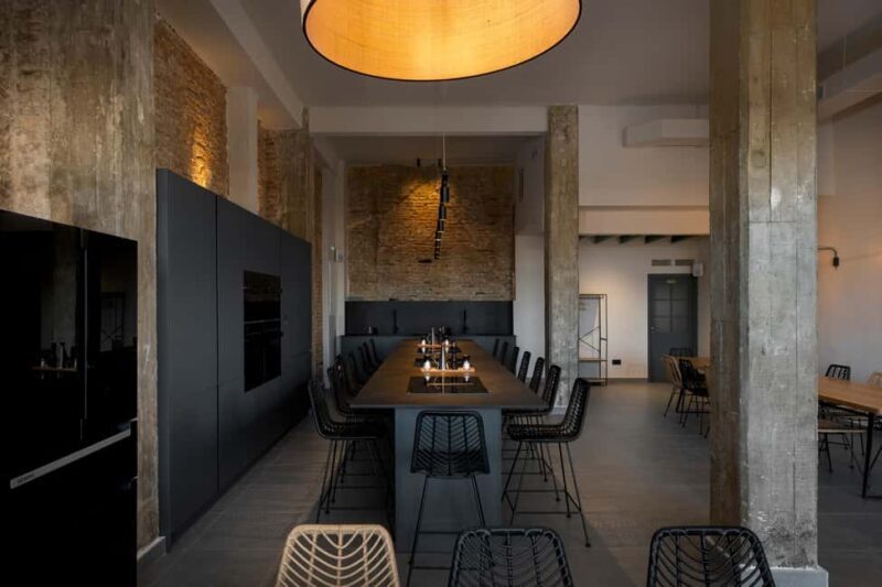 Malaga: Authentic Paella Cooking Class with Sangría - Key Points