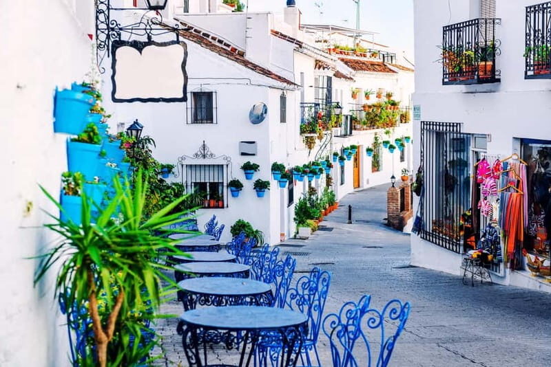Malaga, Catamaran ride and Mijas Pueblo - Journey to Mijas Pueblo: The Charm of a Whitewashed Village