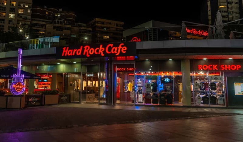Malaga: Hard Rock Cafe Entrance with Lunch or Dinner - Who Would Enjoy This Experience?