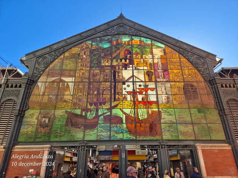 Málaga: Highlights Walking Tour with Drinks and Tapas - Exploring Málaga’s Highlights on Foot