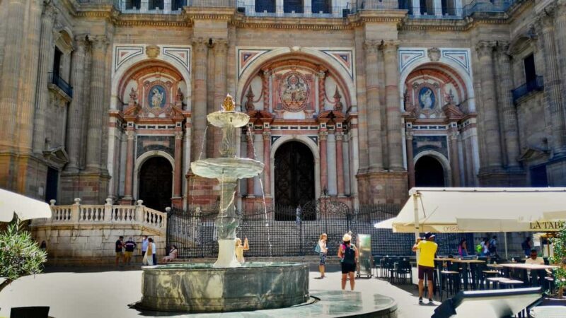 Malaga: Historic Center Tour with an Art History Expert - The Itinerary Breakdown