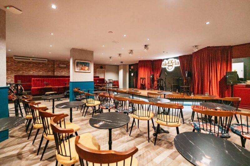 Málaga: Live Flamenco Show at Flamenco Alegría - The Sum Up