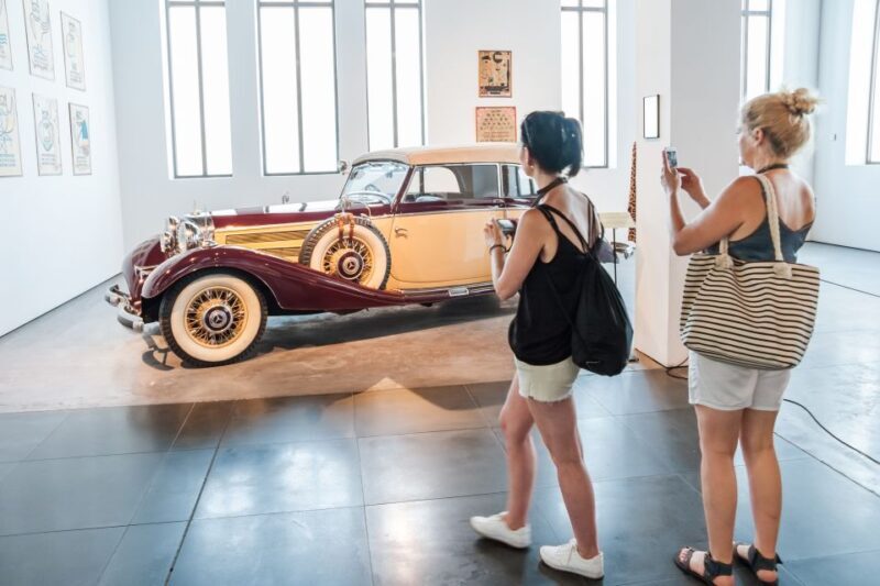 Málaga: Museo del Automóvil y la Moda Ticket - FAQs