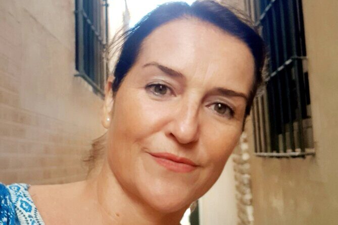 Malaga: Picasso Museum Tour Art Expert Guide entry included - Practical Tips for Visitors