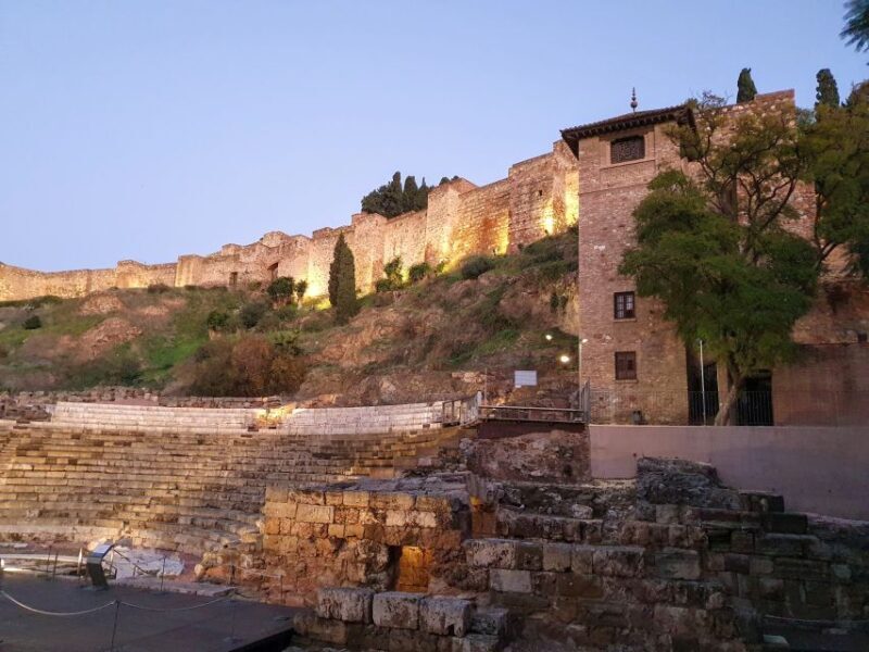 Málaga: Private Personalized Walking Tour - Exploring Málaga with a Private Guide