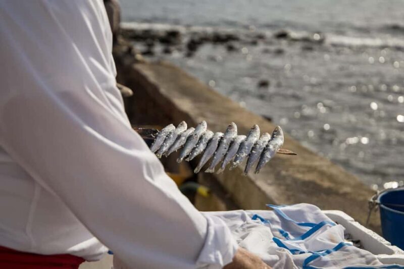 Malaga: Sardines On Skewers Show Cooking on the Beach - Key Points