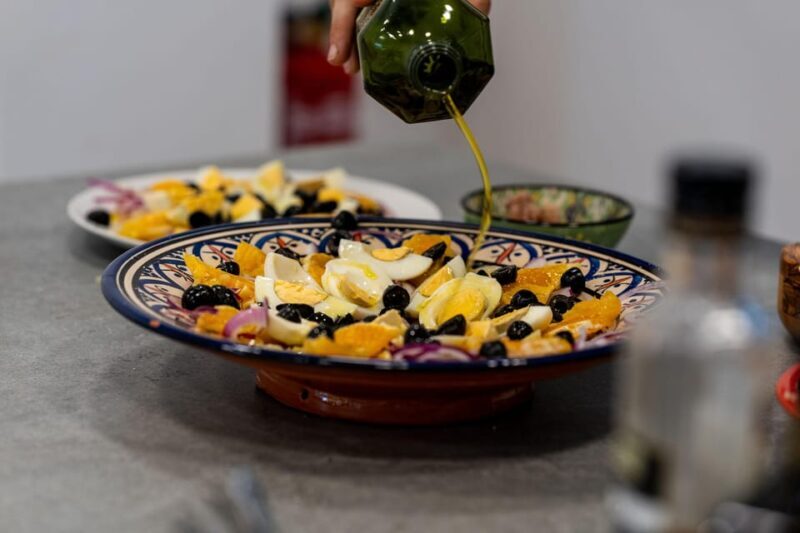 Málaga: Spanish Cooking Workshop with Paella and Sangria - Key Points