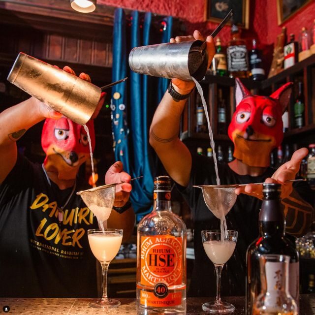 Málaga: Top - Cocktail guided tour - Key Points