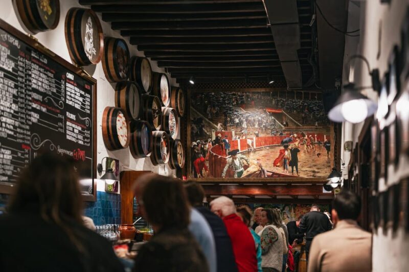 Málaga: Traditional Andalusian Tapas and Wine Tour - Key Points