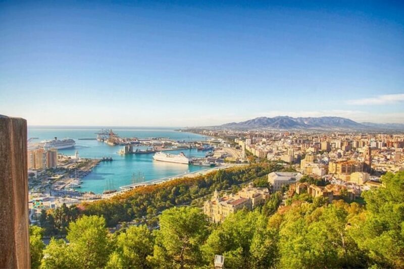 Malaga: Walking Tour of Must-See Attractions - Key Points