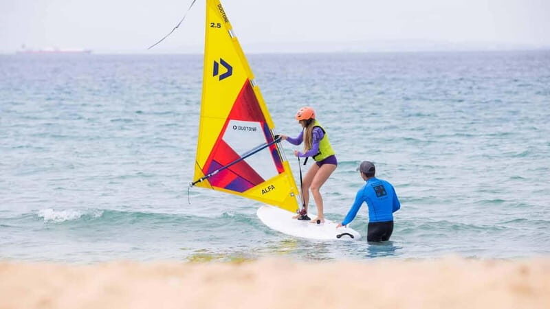Malaga: Windsurfing lessons in Playa del Palo - Key Points