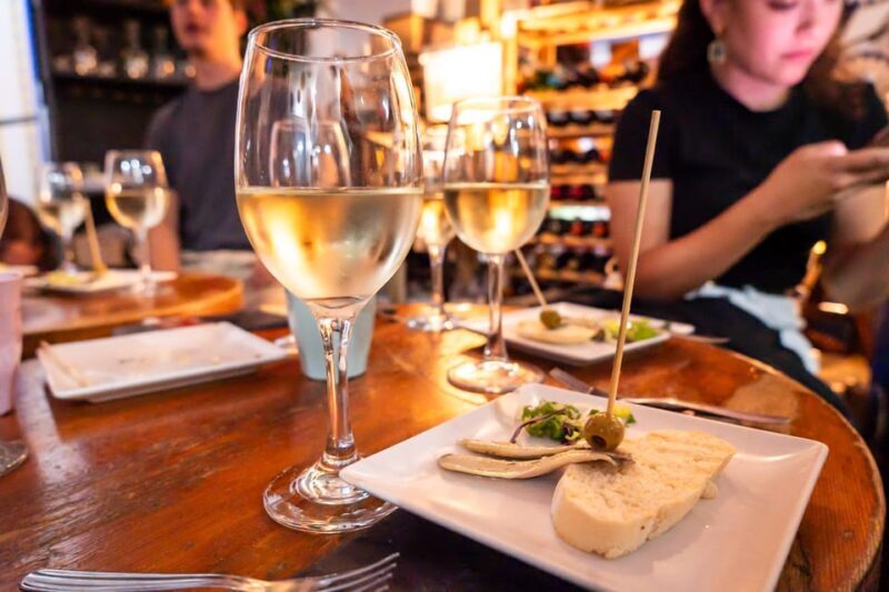 Malaga: Wine and Tapas Tour with Tastings and Drinks - Who Will Love This Tour?