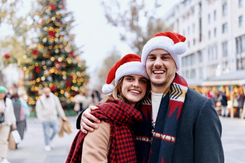 Málagas Festive Lights: A Christmas Walking Tour - Key Points