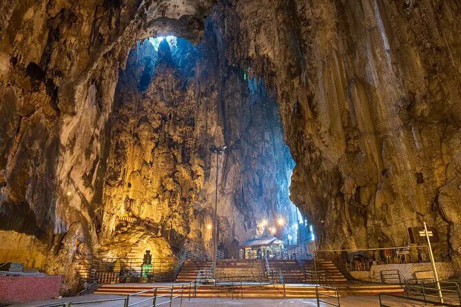 Malaysia Countryside and Batu Caves Tour from Kuala Lumpur - Who Should Consider This Tour?