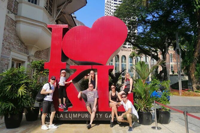 Malaysia National Museum with Kuala Lumpur City Famous Landmarks - FAQ