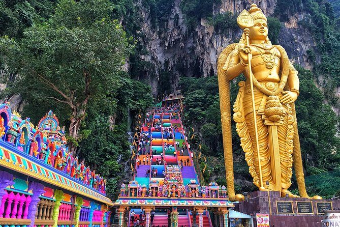 Malaysia's Countryside & Batu Caves Tour - East Coast Batik: A Tapestry of Malaysian Culture