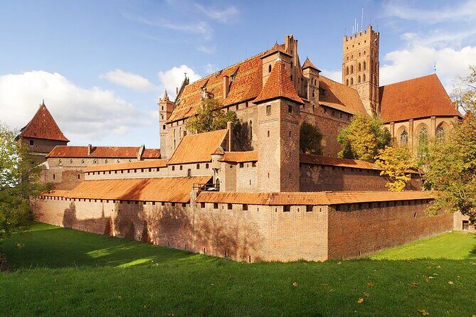 Malbork Castle Private Tour from Gdansk - Discovering Malbork Castle: The Complete Experience