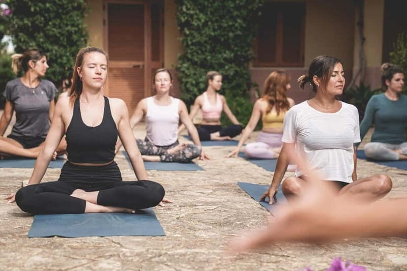 Mallorca: 4-Hour Retreat of Yoga, Meditation & Magic Vibes - Key Points
